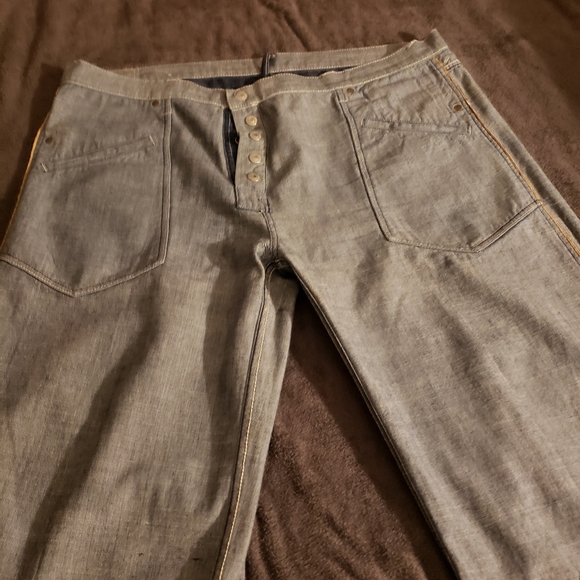 Evisu Shorts - Picture 2 of 10